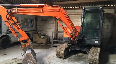 Rent mini excavator 5 ton BRH Amiens