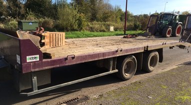 Rental door-gear Fruehauf 13 tons €80