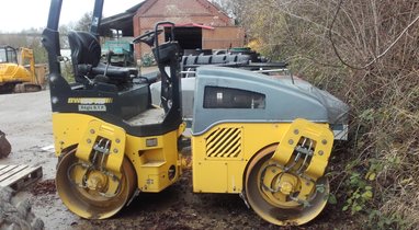 Compactor BOMAG 120 tandem rental €150