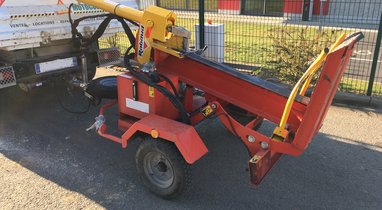 Rental log splitter 14 ton Rabaud