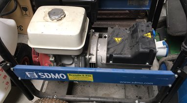 Rental group generator 6000kW Amiens €30