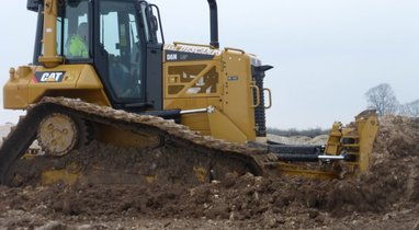 Rental Bulldozer Caterpillar D6LGP Querrieu €275