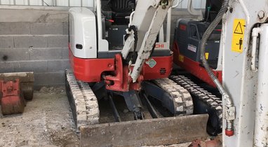 Location Mini-pelle TAKEUCHI 2,5 t Montidider