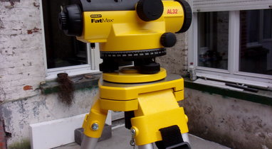 Location kit niveau optique Stanley, La Madeleine 80 €