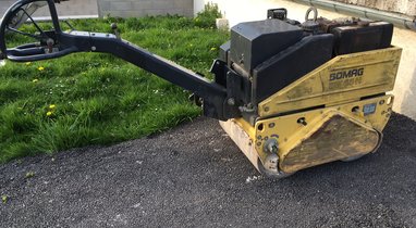 Location Rouleau compacteur 650kg Le Quesnel 35 €