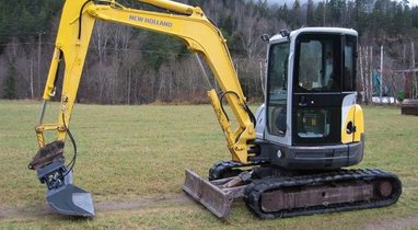 New Holland Querrieu mini excavator rental