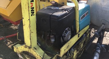 Rental roller compactor 650 kg Breteuil