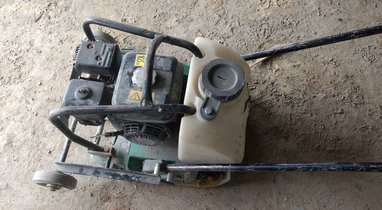 Location Plaque vibrante 85kg à Saint-lo