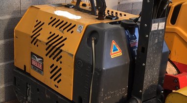 Rental roller compactor 2 ball 65 cm €39