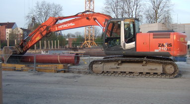 HITACHI 22 T St. Catherine backhoe rental €568