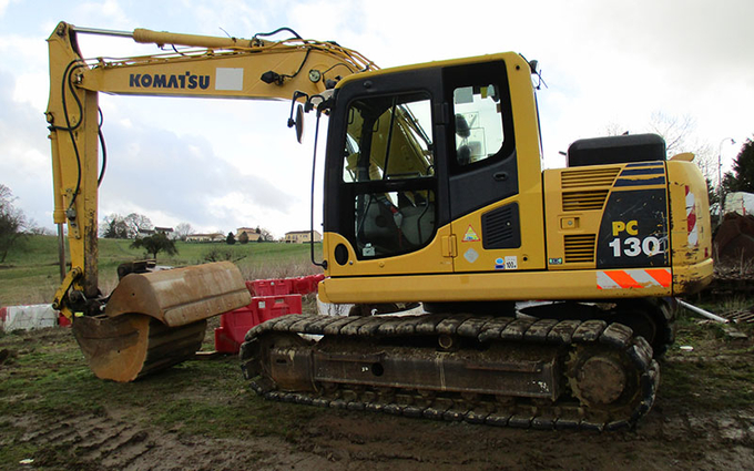 Pelleteuse à chenilles 13-15t, Sainghin-en-Weppes 532 €