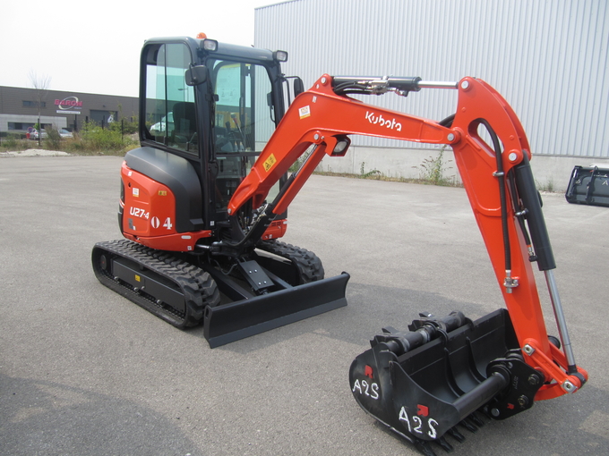 KUBOTA U27-4 €137