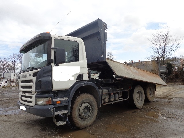 Rental truck Scania Querrieu bi-benne €200