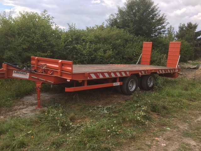 Rental trailer 19 T Flesselles €275