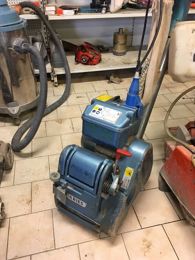 Rental ground floor Breteuil Sander €34