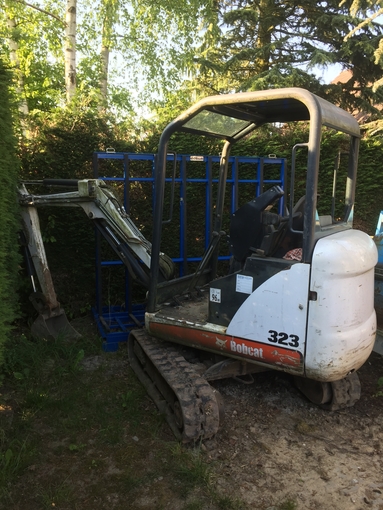 Bobcat 323-1, 6T, Lecelles mini excavator rental €100