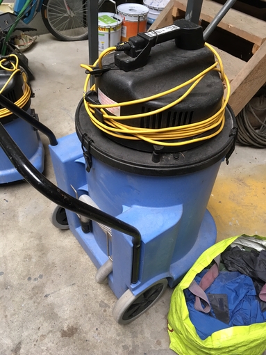 Rental industrial vacuum water and dust Amiens €40