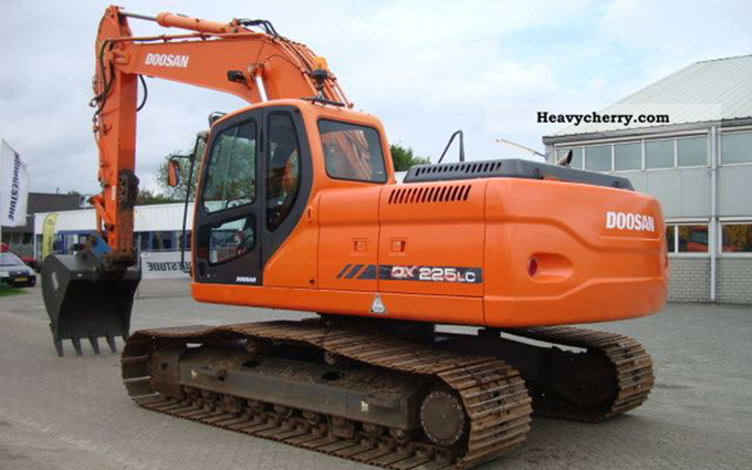 Location Pelleteuse DOOSAN 23 T Diéval 580 €