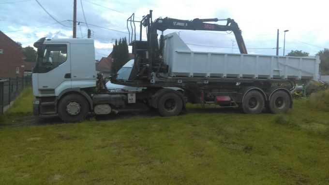 Location camion semi remorque grue, Raismes 250 €