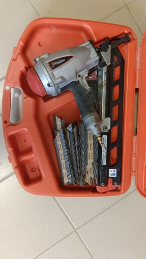 Location Pistolet à clou Saint-lo 15 €