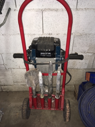 Rental hammer drill 5kg €58