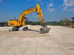 DOOSAN XC 220 backhoe rental €253