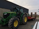 Rental tractor trailer door-gear 32 tons Amiens €300