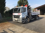 Location Camion benne grue MERCEDES 9 T Flesselles 300 €