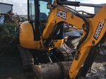 Location Mini-pelle jcb 2,5 tonnes Breteuil 165 €