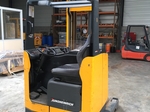 Rental Cart elevator Jungheinrich ETV 110 Amiens €90