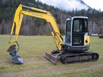 New Holland Querrieu mini excavator rental €155